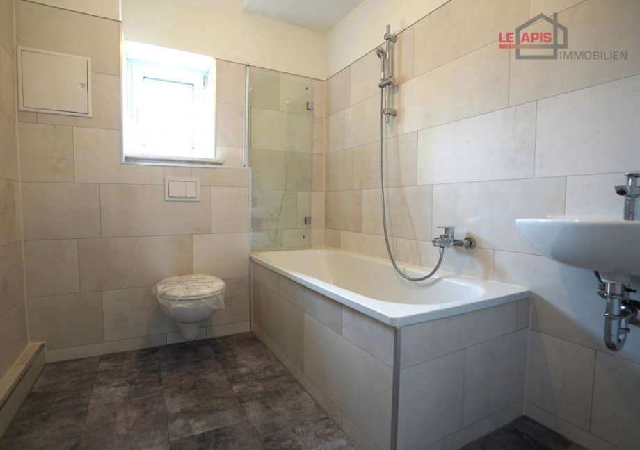 Bad Etagenwohnung Bhlen